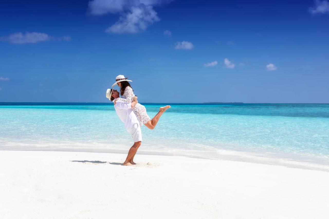 Avani Plus Fares Maldives Resort - 50 Percent Off On Seaplane Transfer For Minimum Stay Of 3 Nights And More For Stays Until 31 October 2025 Kendhoo Extérieur photo
