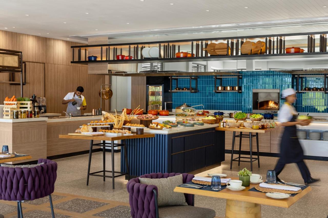 Avani Plus Fares Maldives Resort - 50 Percent Off On Seaplane Transfer For Minimum Stay Of 3 Nights And More For Stays Until 31 October 2025 Kendhoo Extérieur photo
