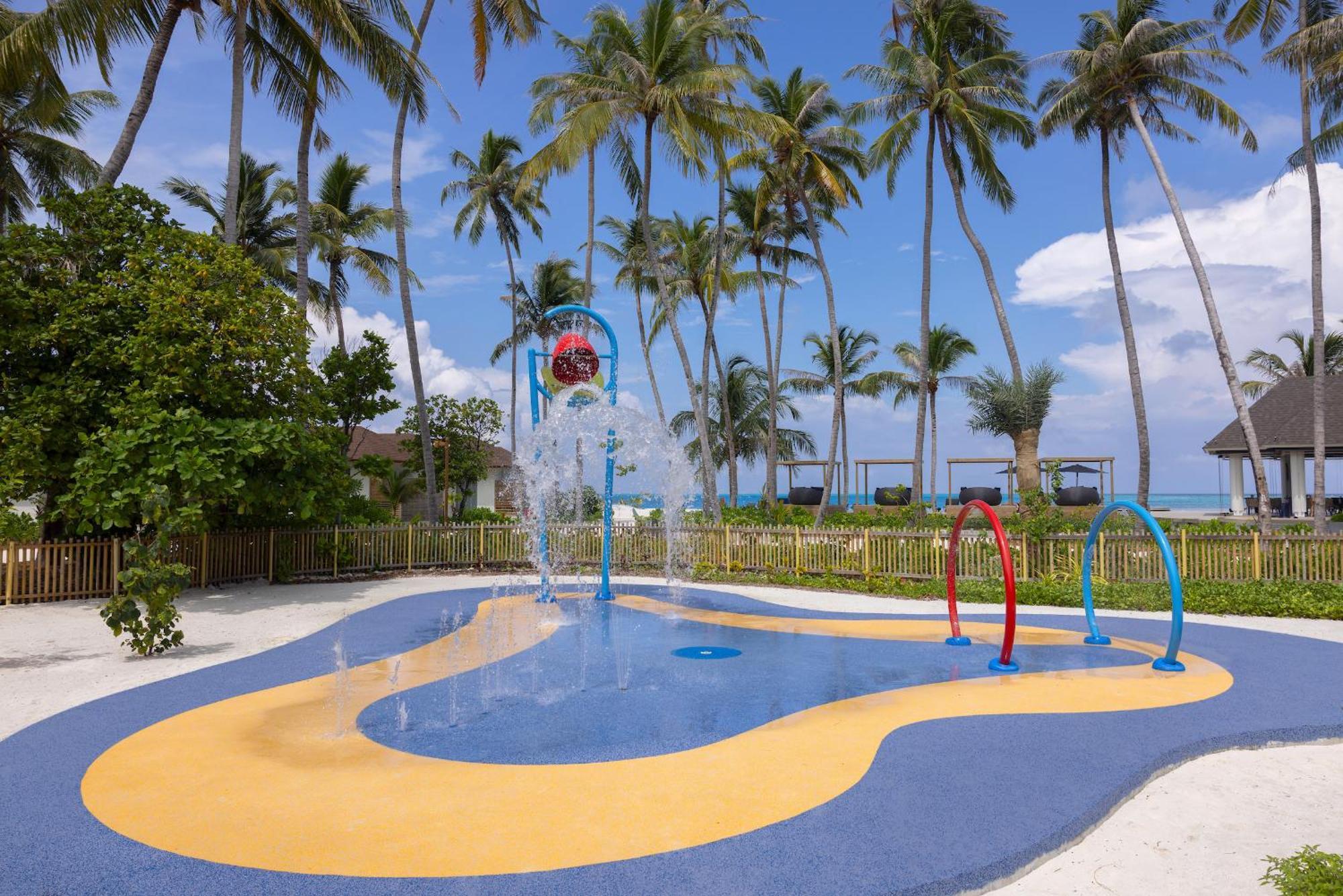 Avani Plus Fares Maldives Resort - 50 Percent Off On Seaplane Transfer For Minimum Stay Of 3 Nights And More For Stays Until 31 October 2025 Kendhoo Extérieur photo